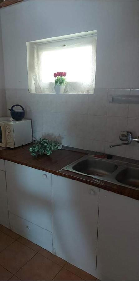 Visszavar-Lak Privat Berlemeny Badacsonytomaj Exteriér fotografie